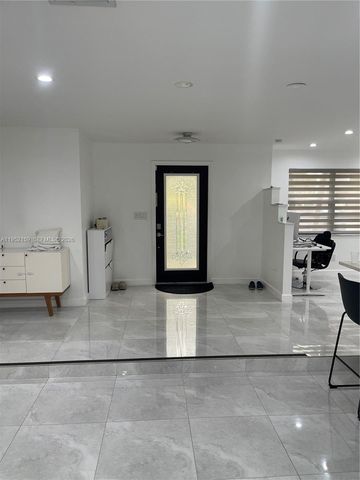 10153 SW 51st St, Cooper City, FL 33328