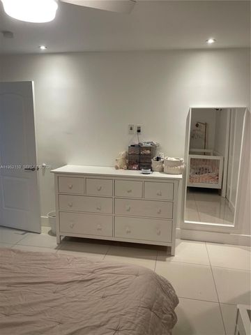 10153 SW 51st St, Cooper City, FL 33328