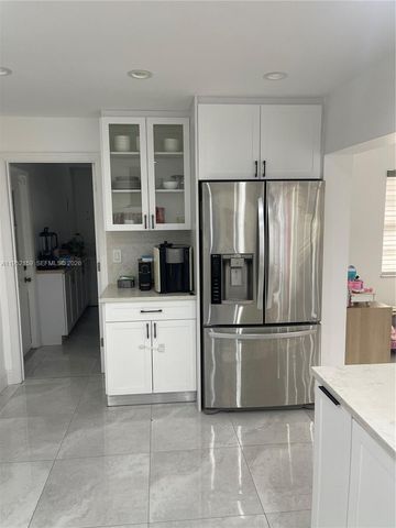 10153 SW 51st St, Cooper City, FL 33328