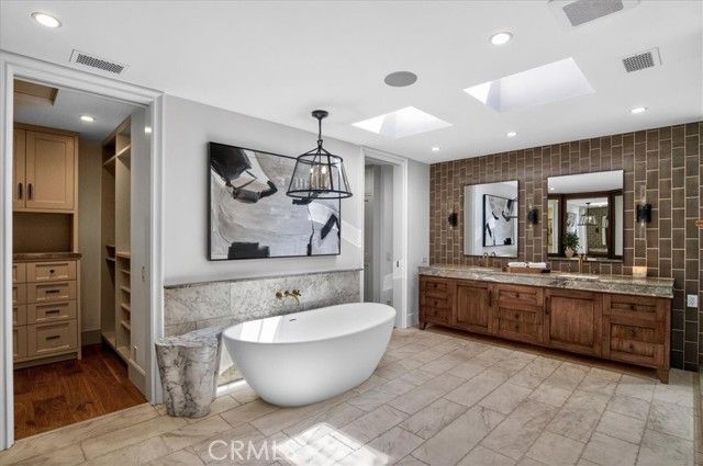 34 Smithcliffs, Laguna Beach, CA 92651