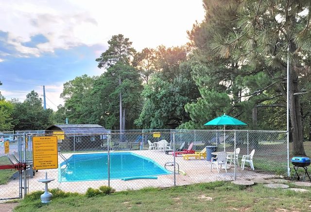 500 Saint Michael Drive, Texarkana, TX 75503