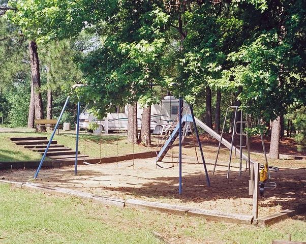 500 Saint Michael Drive, Texarkana, TX 75503