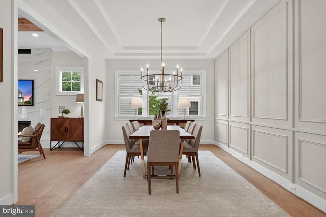 505 HILLCREST DR SW, Vienna, VA 22180