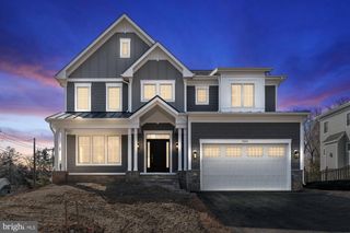 505 HILLCREST DR SW, Vienna, VA 22180
