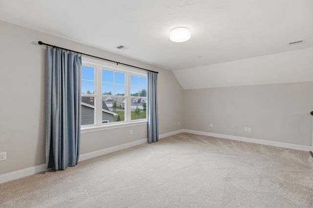 9 Campbell Road 46, Berlin, MA 01503