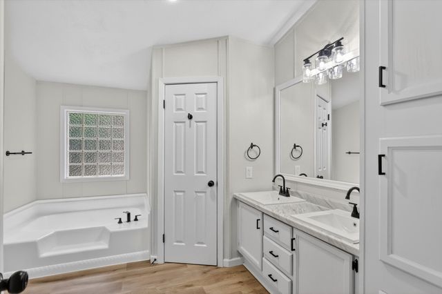 1270 Private Road 3627, Springtown, TX 76082