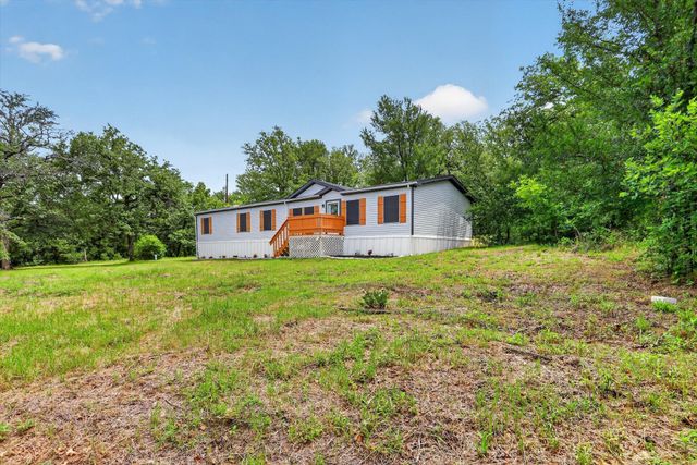 1270 Private Road 3627, Springtown, TX 76082