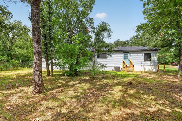 1270 Private Road 3627, Springtown, TX 76082