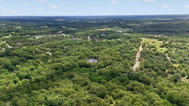 1270 Private Road 3627, Springtown, TX 76082