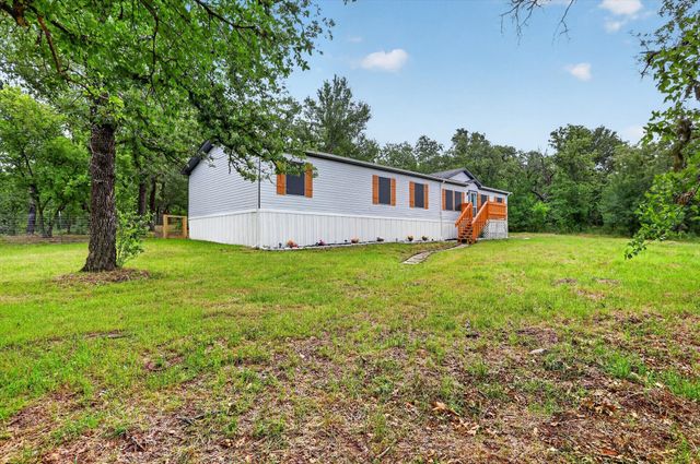 1270 Private Road 3627, Springtown, TX 76082