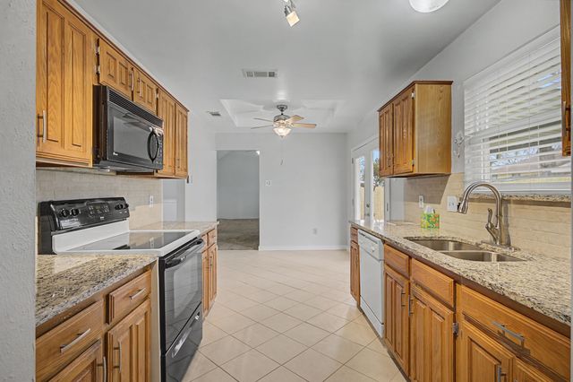 507 Claymore Drive, Euless, TX 76040