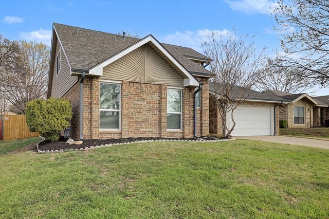 507 Claymore Drive, Euless, TX 76040