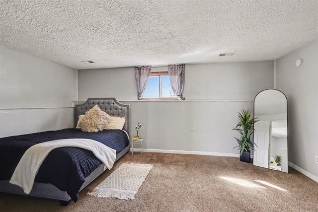 1409 Bacon Avenue, Portage, MI 49002