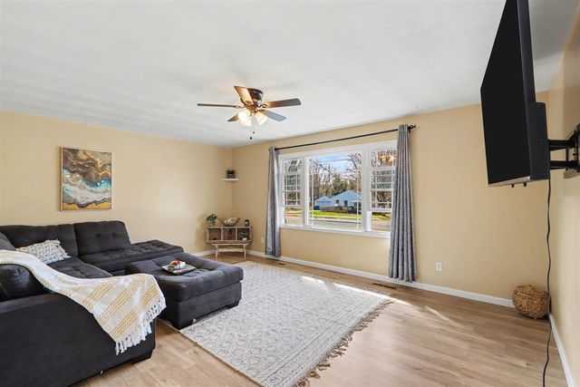 1409 Bacon Avenue, Portage, MI 49002