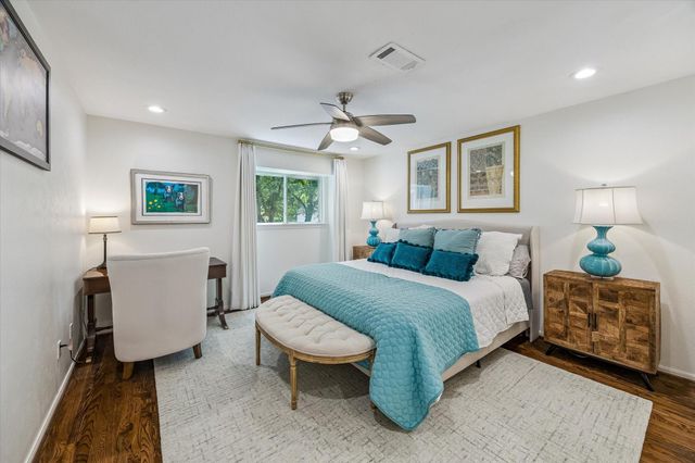27 Cedarwing Lane, The Woodlands, TX 77380