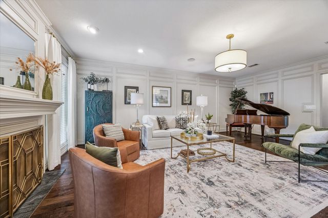 27 Cedarwing Lane, The Woodlands, TX 77380