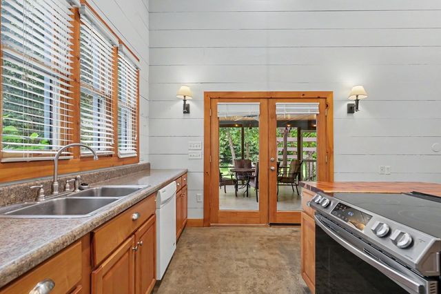 256 Low Gap Road, Hayesville, NC 28904
