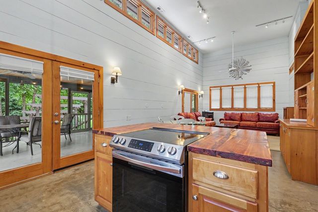 256 Low Gap Road, Hayesville, NC 28904