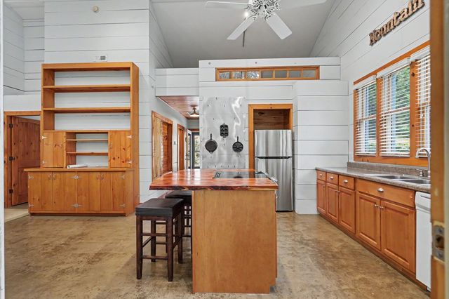 256 Low Gap Road, Hayesville, NC 28904