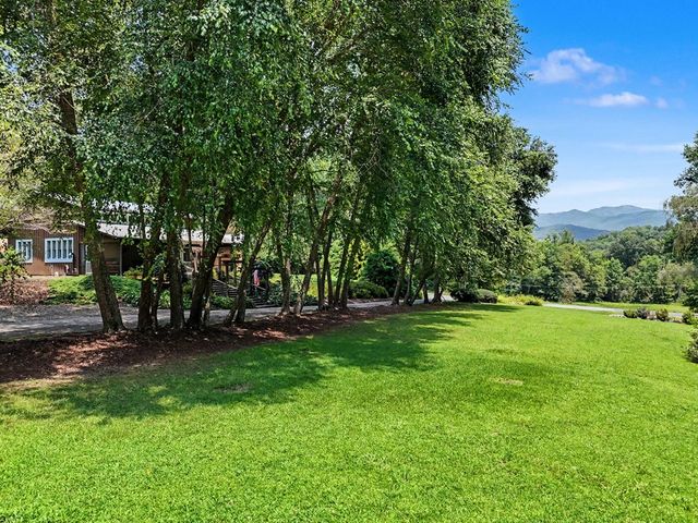 256 Low Gap Road, Hayesville, NC 28904
