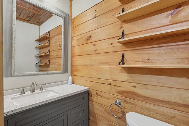 256 Low Gap Road, Hayesville, NC 28904