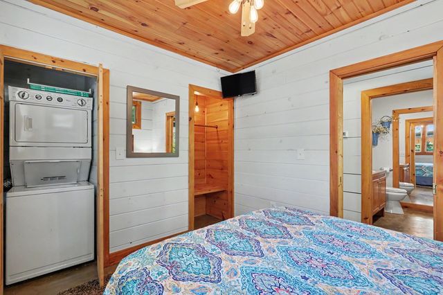 256 Low Gap Road, Hayesville, NC 28904