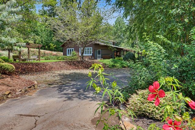 256 Low Gap Road, Hayesville, NC 28904