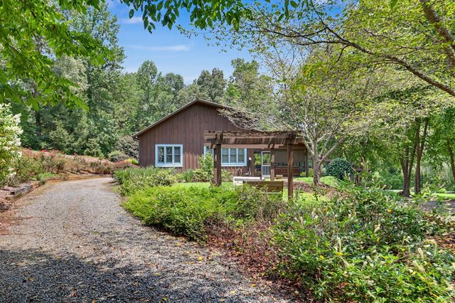 256 Low Gap Road, Hayesville, NC 28904
