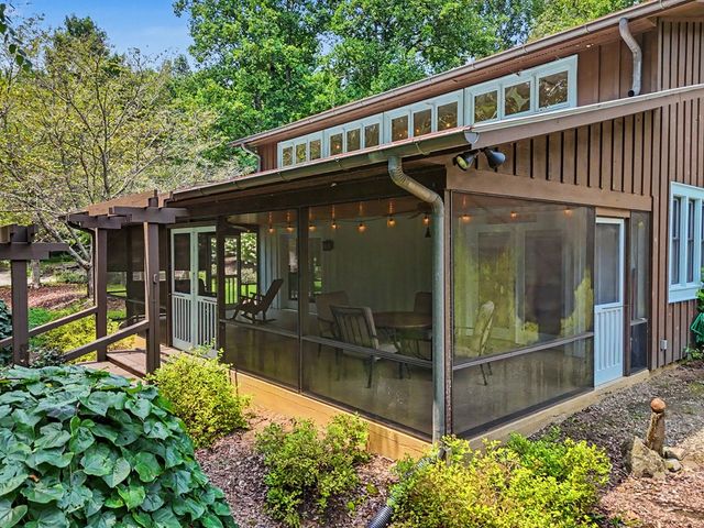 256 Low Gap Road, Hayesville, NC 28904
