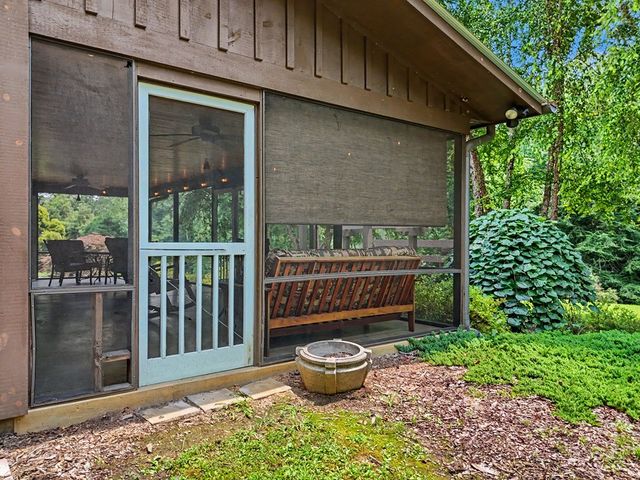 256 Low Gap Road, Hayesville, NC 28904