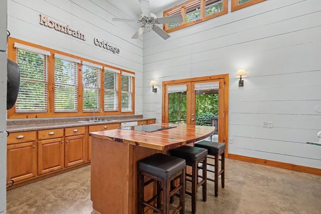 256 Low Gap Road, Hayesville, NC 28904