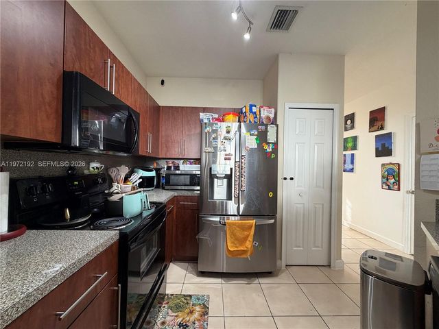 1385 SE 26th Avenue, Homestead, FL 33035