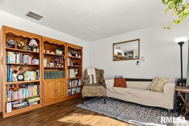 1506 WOODBINE Drive, Washington, IL 61571