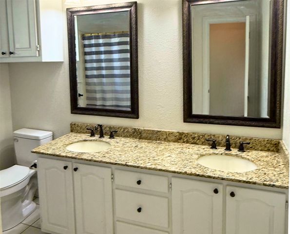 6004 Lakehurst Drive, Arlington, TX 76016
