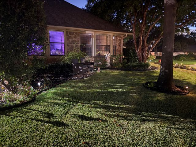 6004 Lakehurst Drive, Arlington, TX 76016