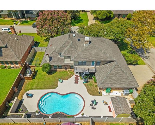 6004 Lakehurst Drive, Arlington, TX 76016