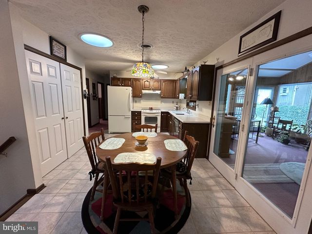 7714 FERN GROTTO CIRCLE CIR, Fayetteville, PA 17222
