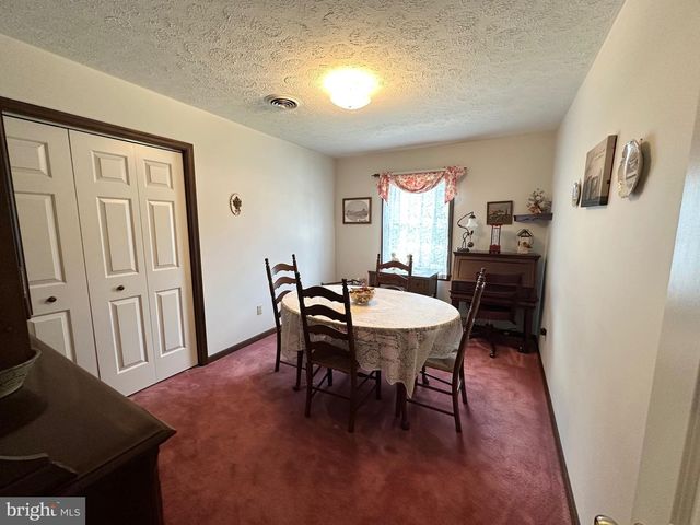 7714 FERN GROTTO CIRCLE CIR, Fayetteville, PA 17222