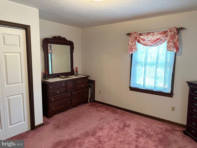 7714 FERN GROTTO CIRCLE CIR, Fayetteville, PA 17222