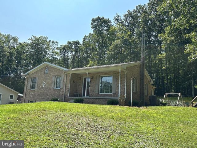 7714 FERN GROTTO CIRCLE CIR, Fayetteville, PA 17222