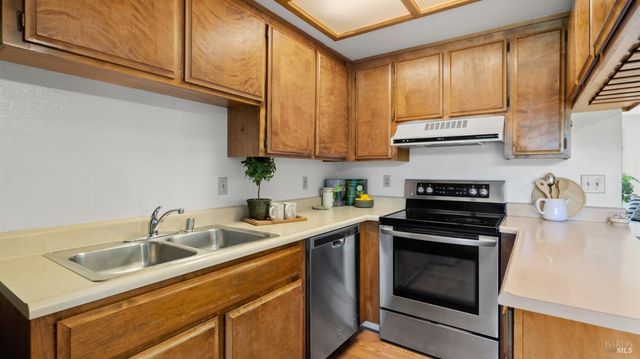 1999 Union Ave, Fairfield, CA 94533