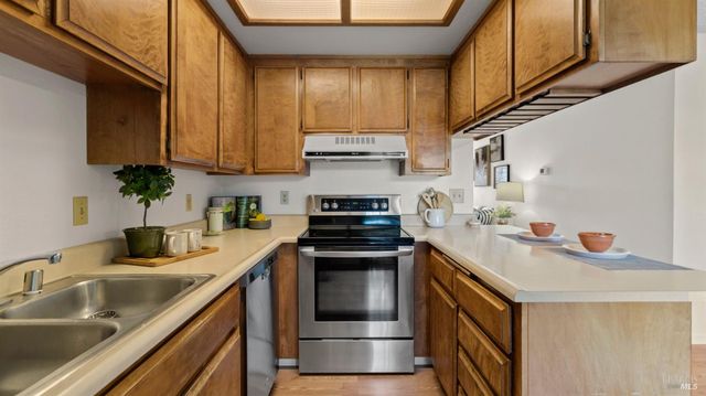 1999 Union Ave, Fairfield, CA 94533