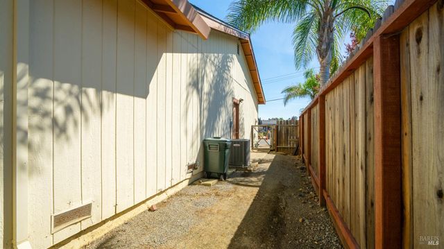 1999 Union Ave, Fairfield, CA 94533