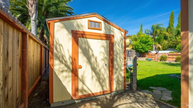 1999 Union Ave, Fairfield, CA 94533