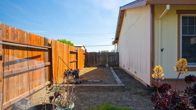 1999 Union Ave, Fairfield, CA 94533