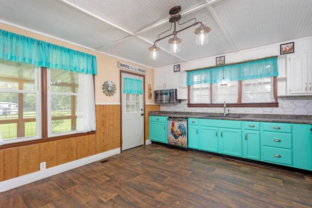 123 Leggett Road, Sale Creek, TN 37373