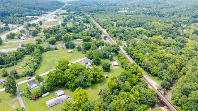 123 Leggett Road, Sale Creek, TN 37373