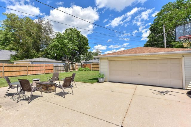 3364 S 73rd STREET, Milwaukee, WI 53219