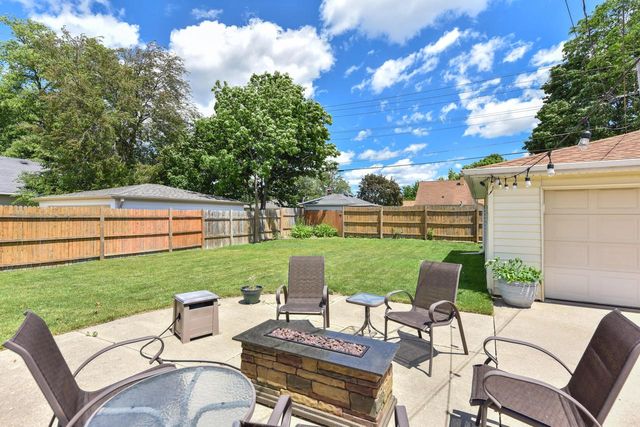 3364 S 73rd STREET, Milwaukee, WI 53219