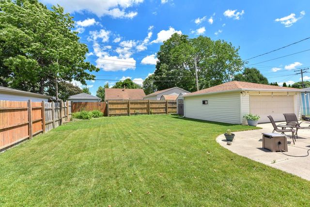 3364 S 73rd STREET, Milwaukee, WI 53219